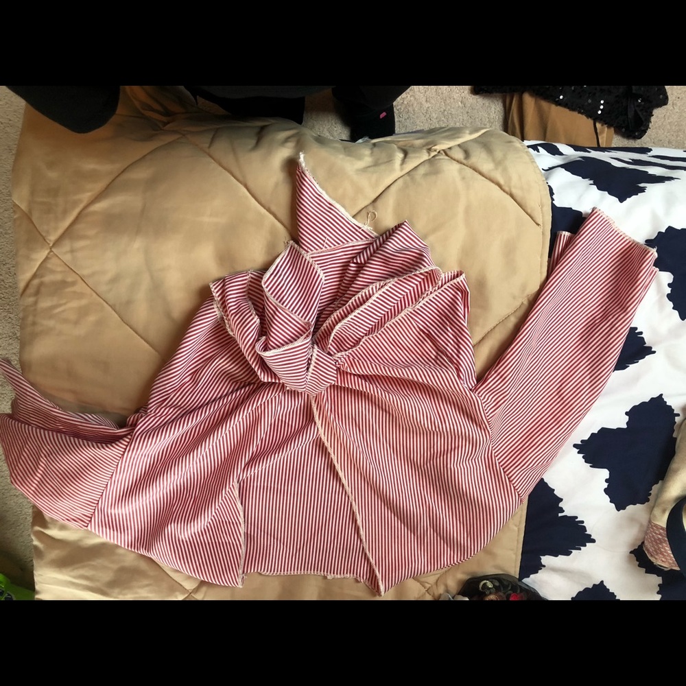 (Upside down) red and white striped top